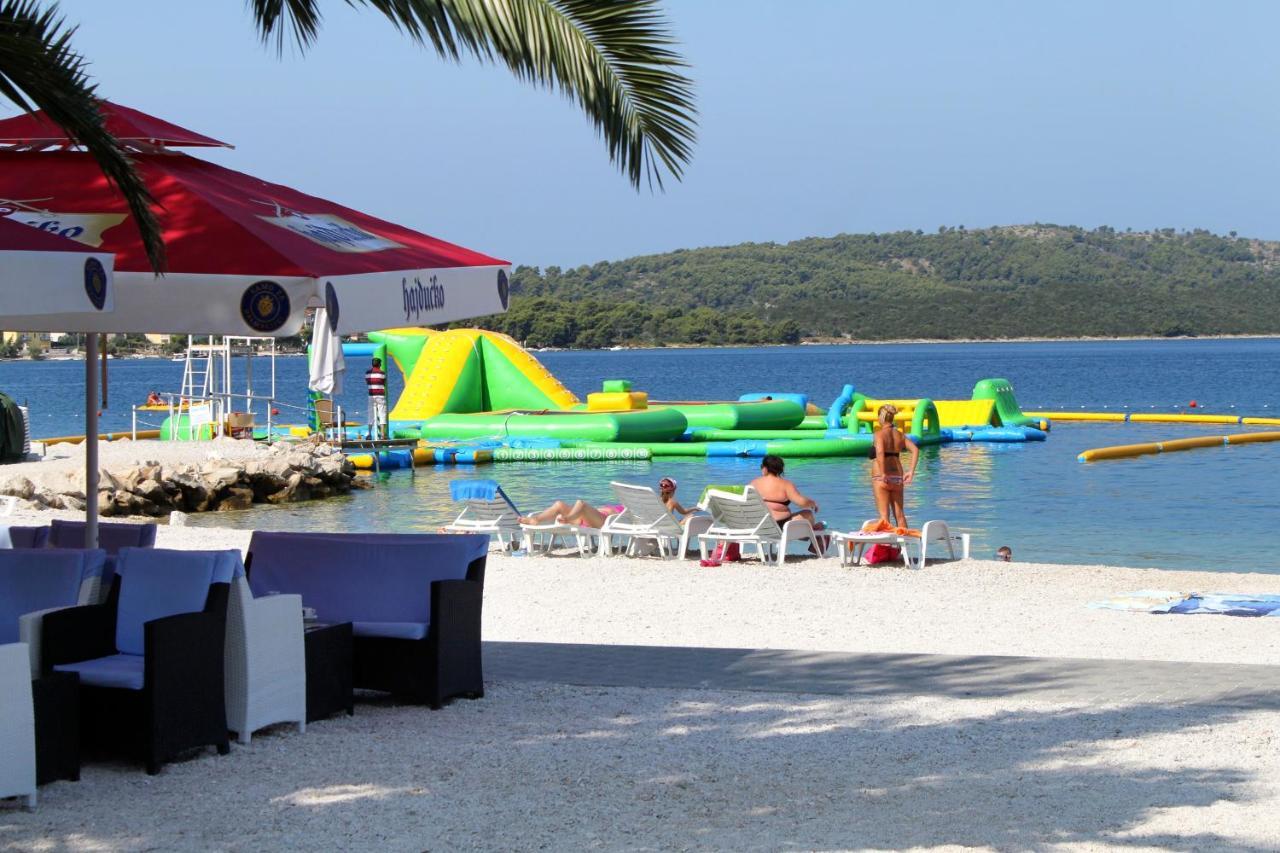 Seaside Apartments With A Swimming Pool Okrug Gornji, Ciovo - 11374 Trogir Luaran gambar