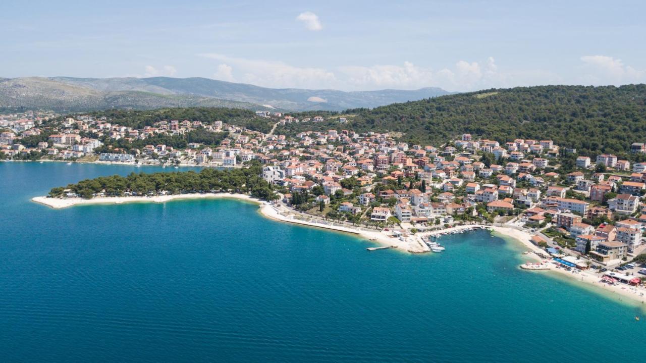 Seaside Apartments With A Swimming Pool Okrug Gornji, Ciovo - 11374 Trogir Luaran gambar