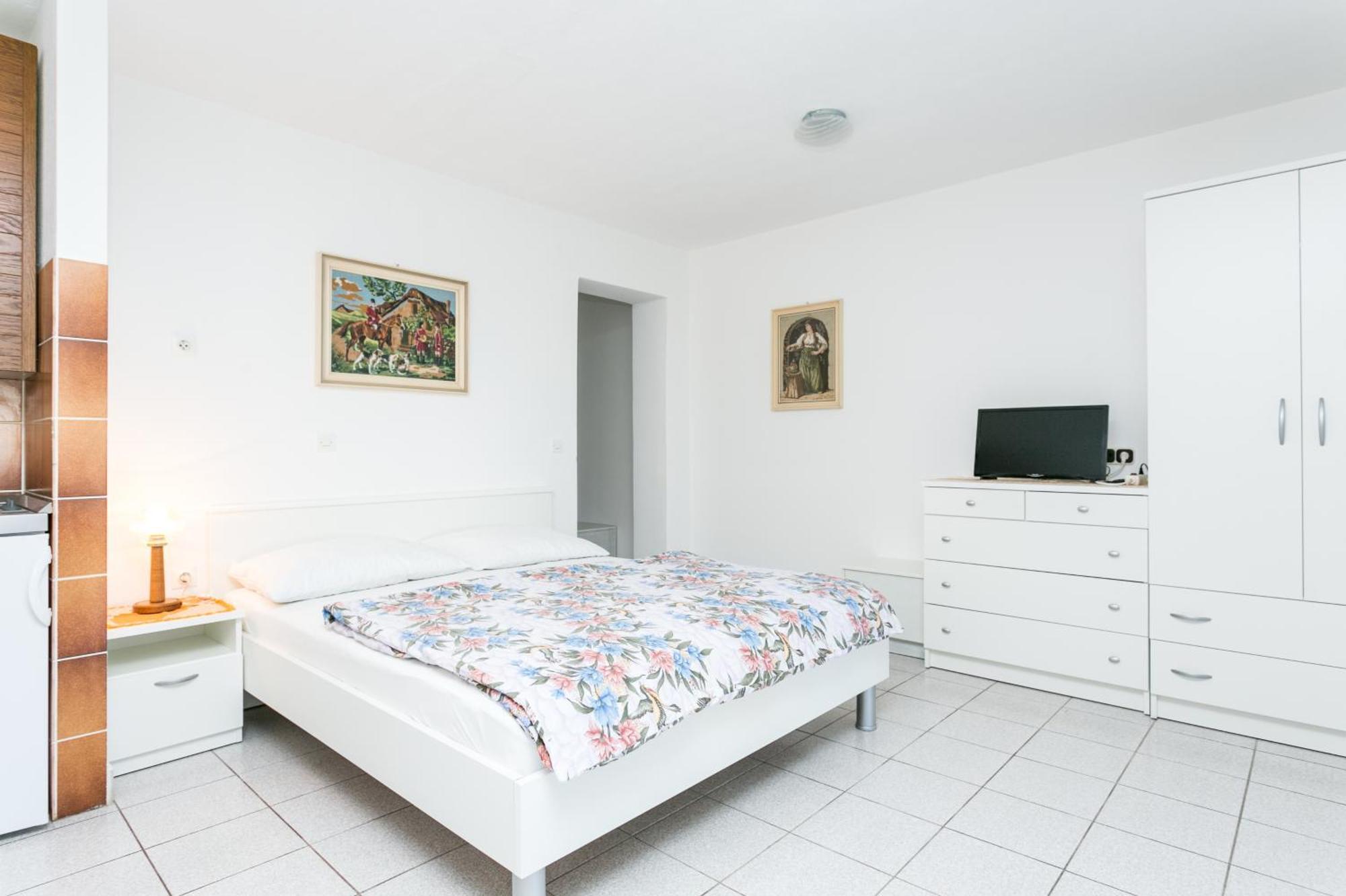 Seaside Apartments With A Swimming Pool Okrug Gornji, Ciovo - 11374 Trogir Luaran gambar